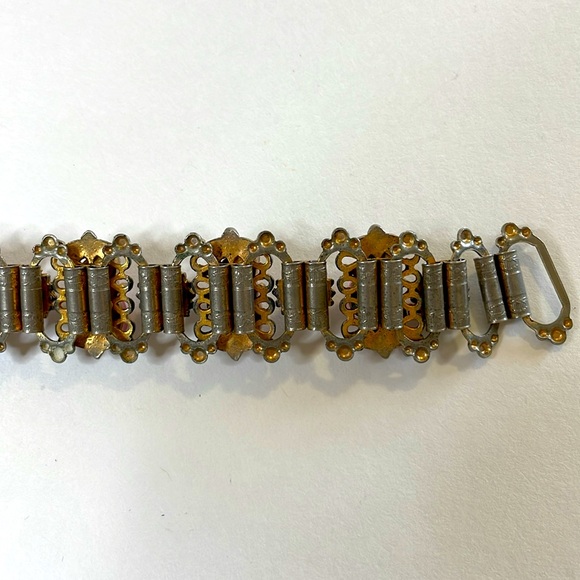 Vintage Book Chain Victorian Revival Pink Glass Brass Bracelet - Picture 5 of 8